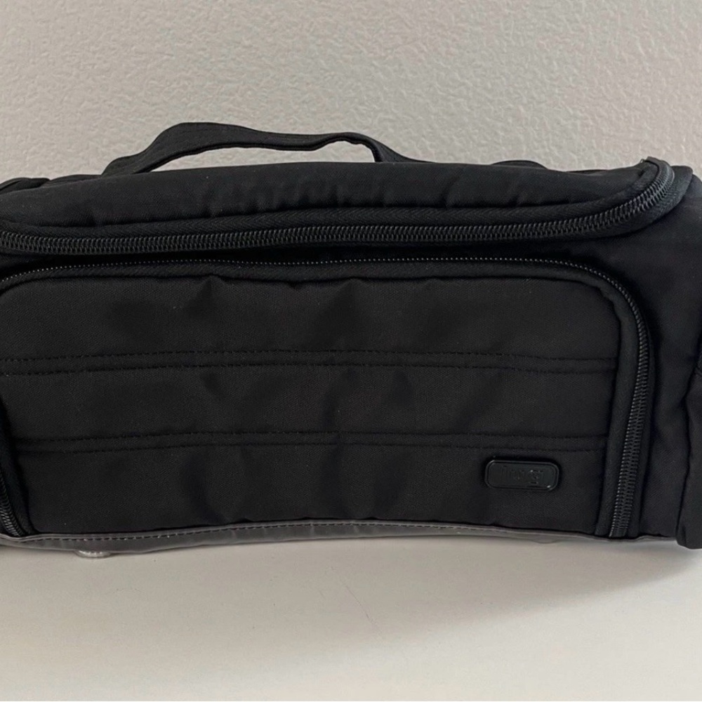 Black Lug Trolley Toiletry Bag
